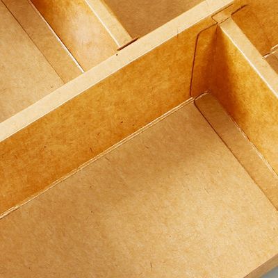 3 4 5つのコンパートメント生物分解性の使い捨て可能なテーブルウェアBentoのペーパーお弁当箱クラフト3MM