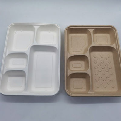 無害なCompostable党テーブルウェア サトウキビのバガスの使い捨て可能なクリスマスの皿