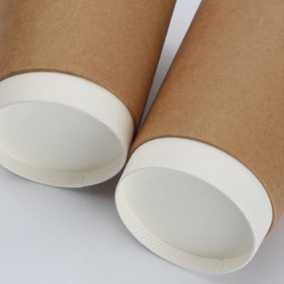 10oz 12ozのPEはふたによって二重壁紙のコップの使い捨て可能なコーヒー カップに塗った