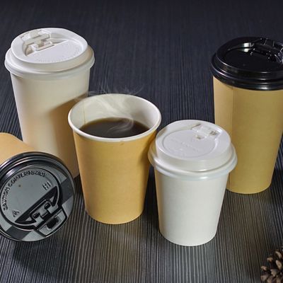 注文のロゴのふたが付いている使い捨て可能な紙コップの熱い飲む茶12oz 360mlコーヒー カップ