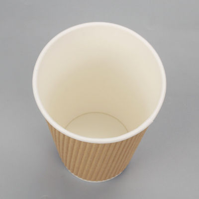 90MM PS PLAコーヒーのための再生利用できる12ozクラフトのさざ波の紙コップの酒の壁
