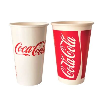 22oz 640mlのPE PLAのコーラの使い捨て可能な紙コップは冷たい飲み物のコップ300gsmを壁紙を張る